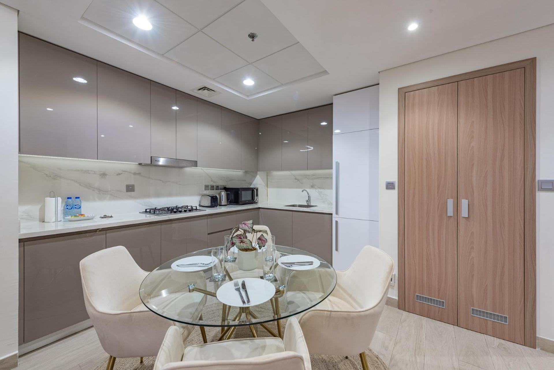 Cozy & Convenient 1Br Haven In Al Jaddaf Apartment Дубай Екстериор снимка
